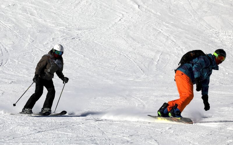 Lyžování a snowboarding