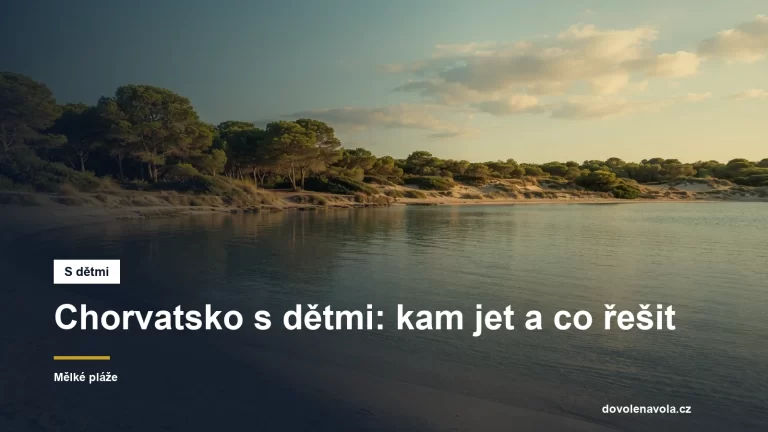 Melka piscita laguna s pozvolnym vstupem do vody